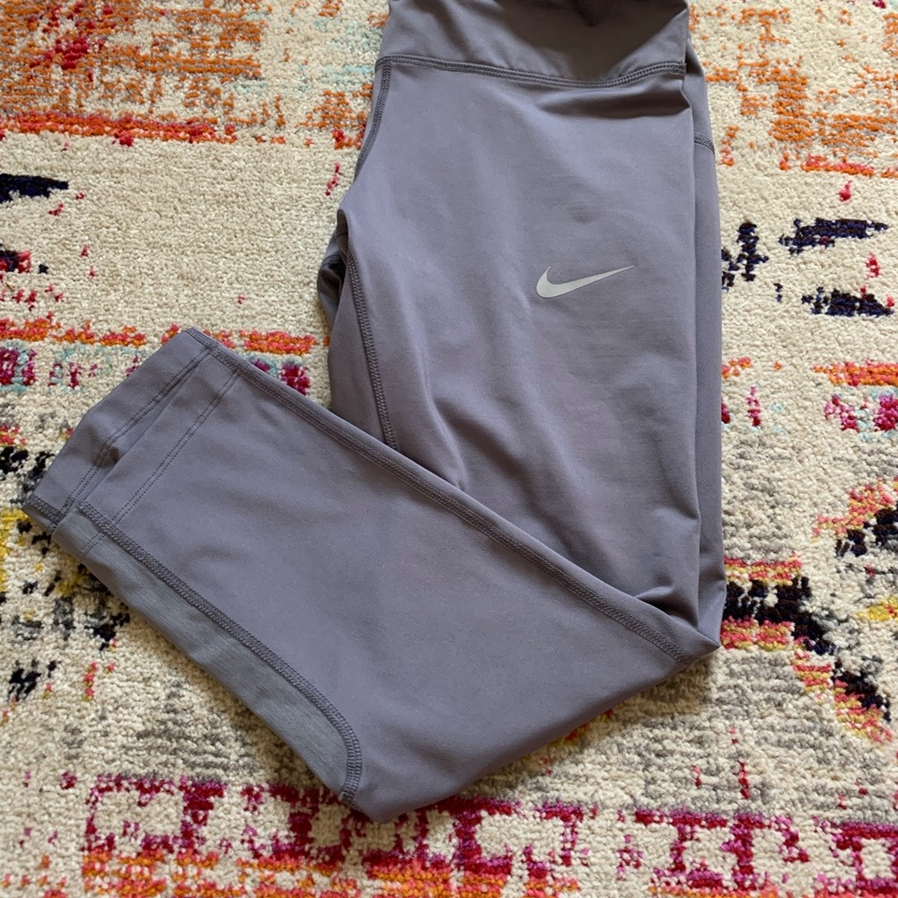 Nike crop leggings